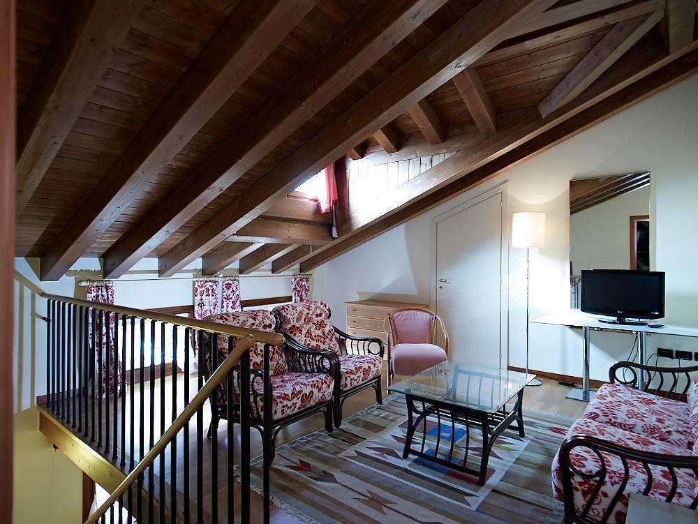Palazzo Brando - Living Apartments Treviso Exterior photo