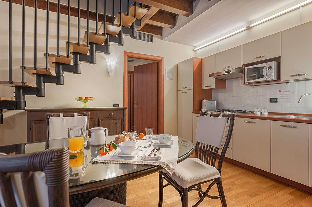 Palazzo Brando - Living Apartments Treviso Exterior photo