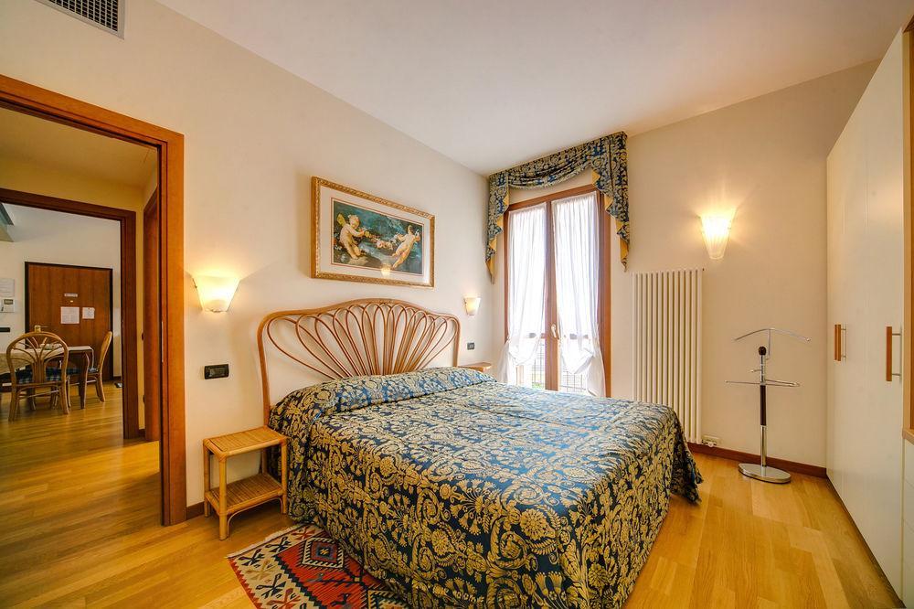 Palazzo Brando - Living Apartments Treviso Exterior photo