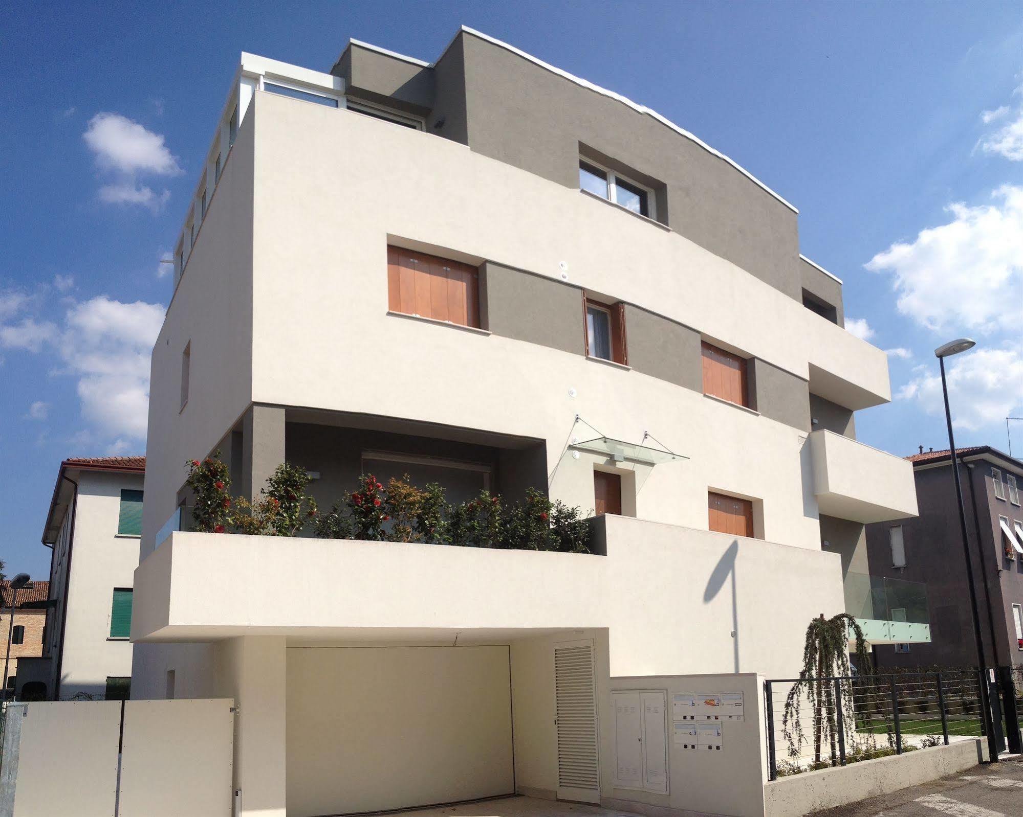 Palazzo Brando - Living Apartments Treviso Exterior photo