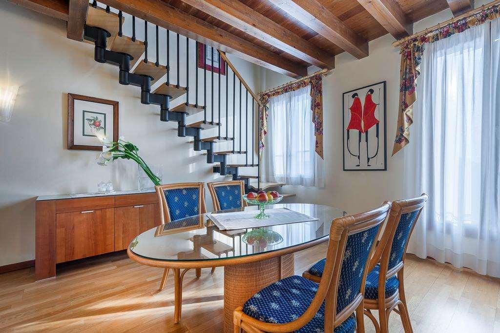 Palazzo Brando - Living Apartments Treviso Room photo